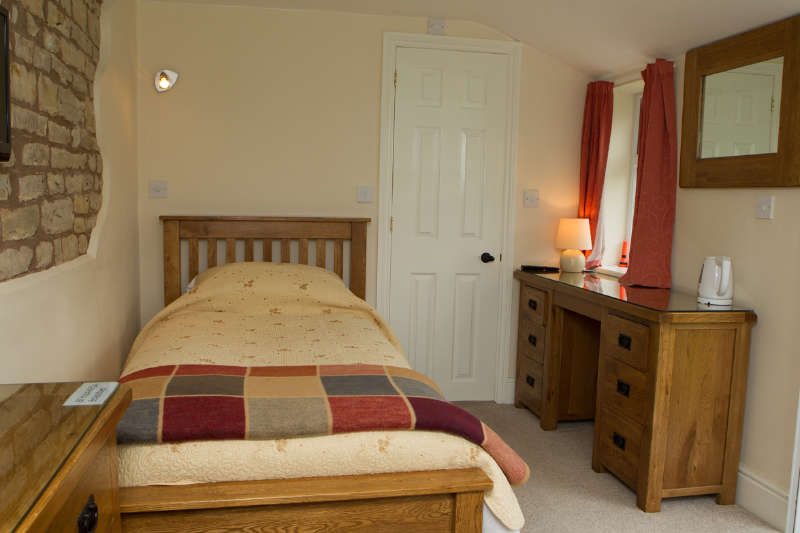 Redlands Farm | B & B Guest House Rooms In Warwickshire | B&B ...